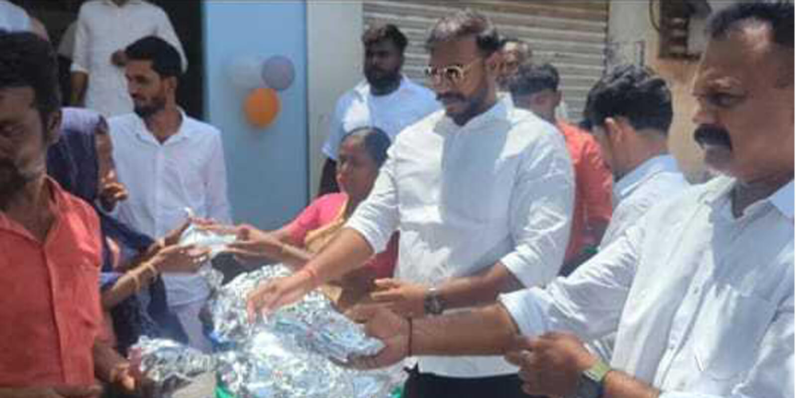 Feeding the Hungry, Serving with Love